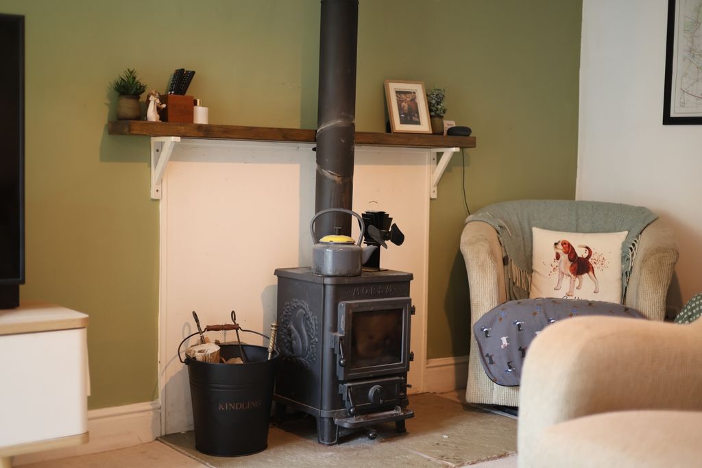 Property photo 3 of 17 Img_1889