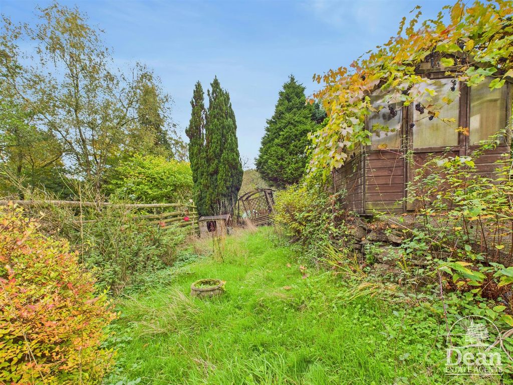 Property photo 3 of 22