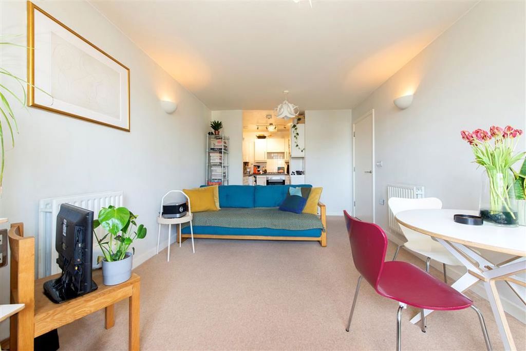 Property photo 3 of 7