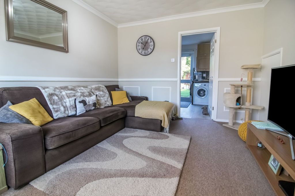 Property photo 3 of 9