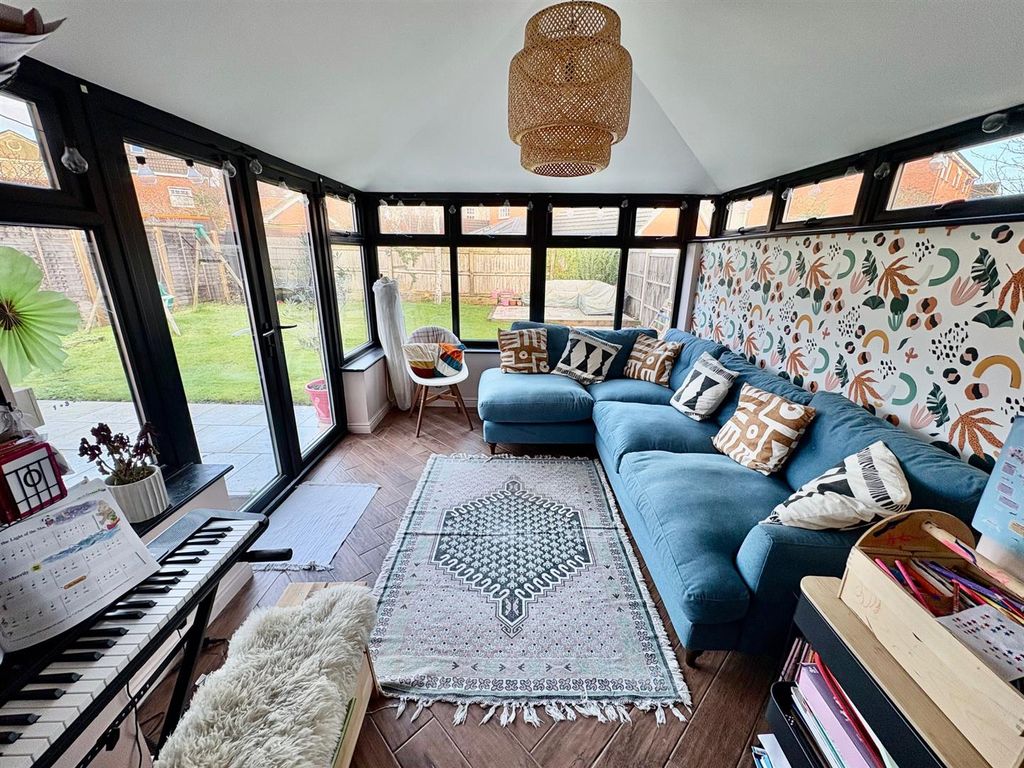 Property photo 2 of 17