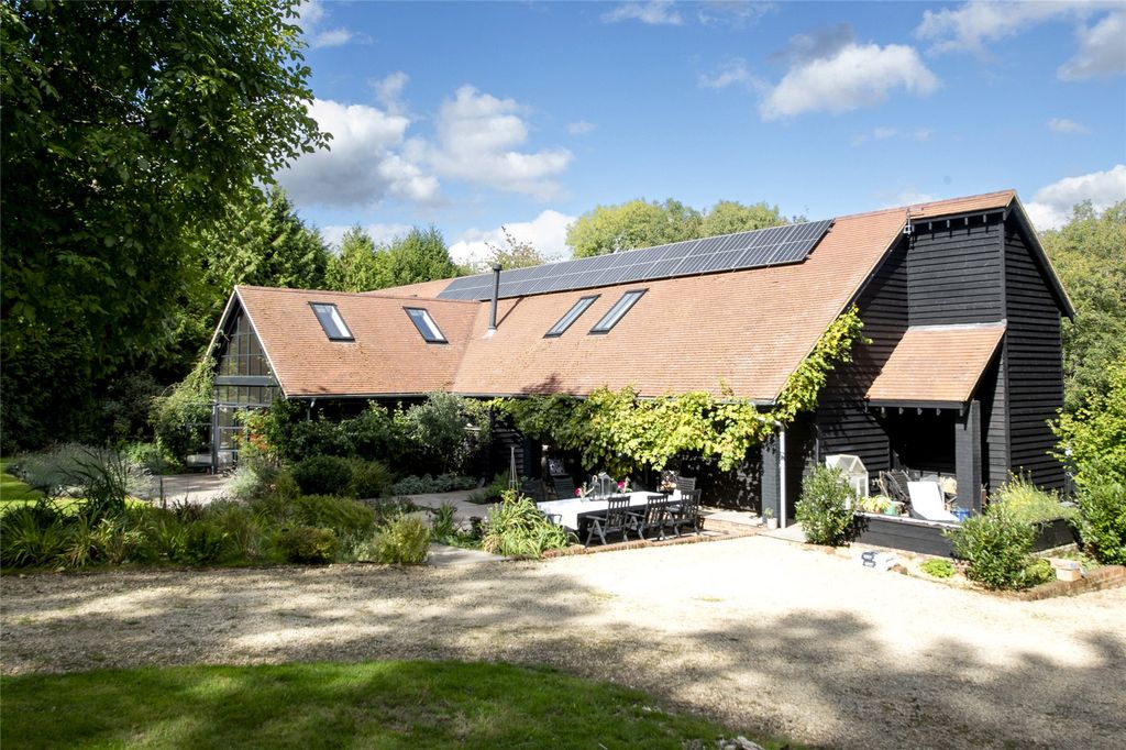 Property photo 1 of 16 Front