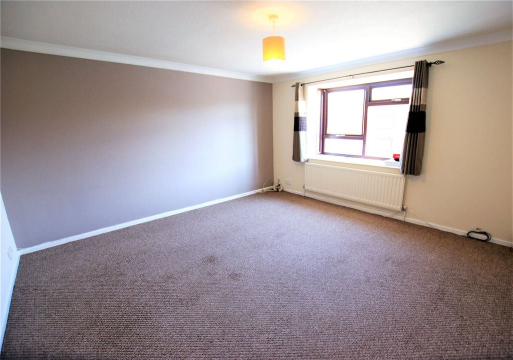 Property photo 2 of 7 Picture No. 10