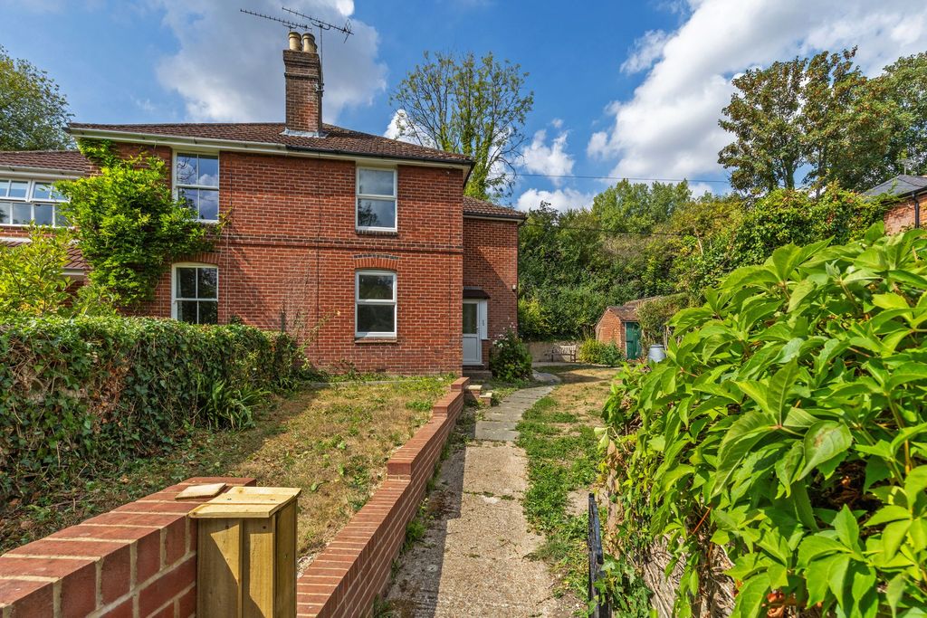 Property photo 1 of 9