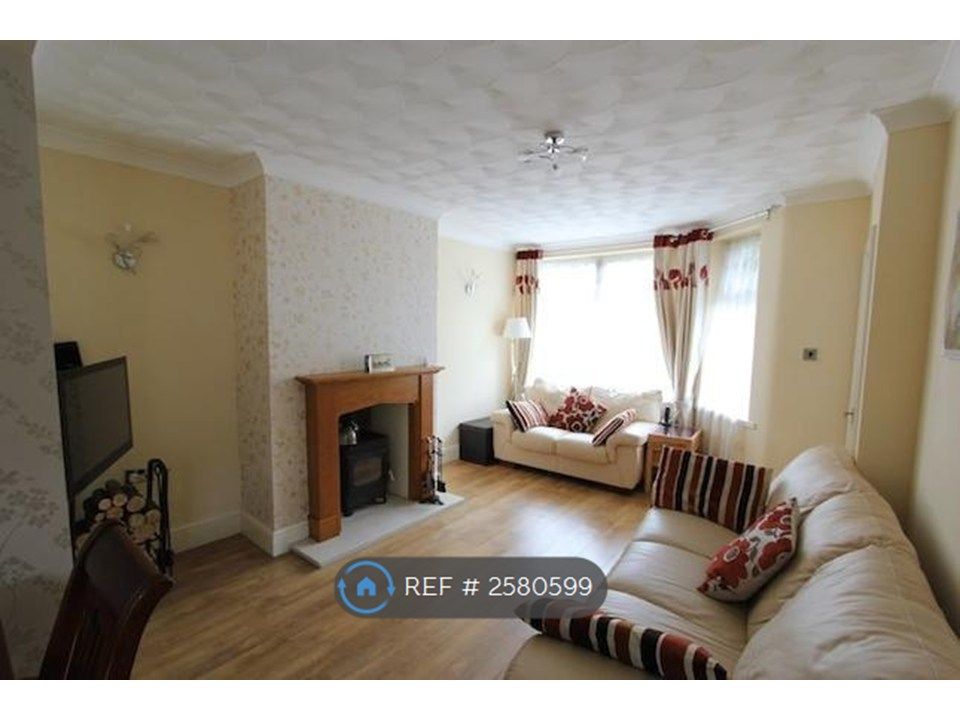 Property photo 3 of 24