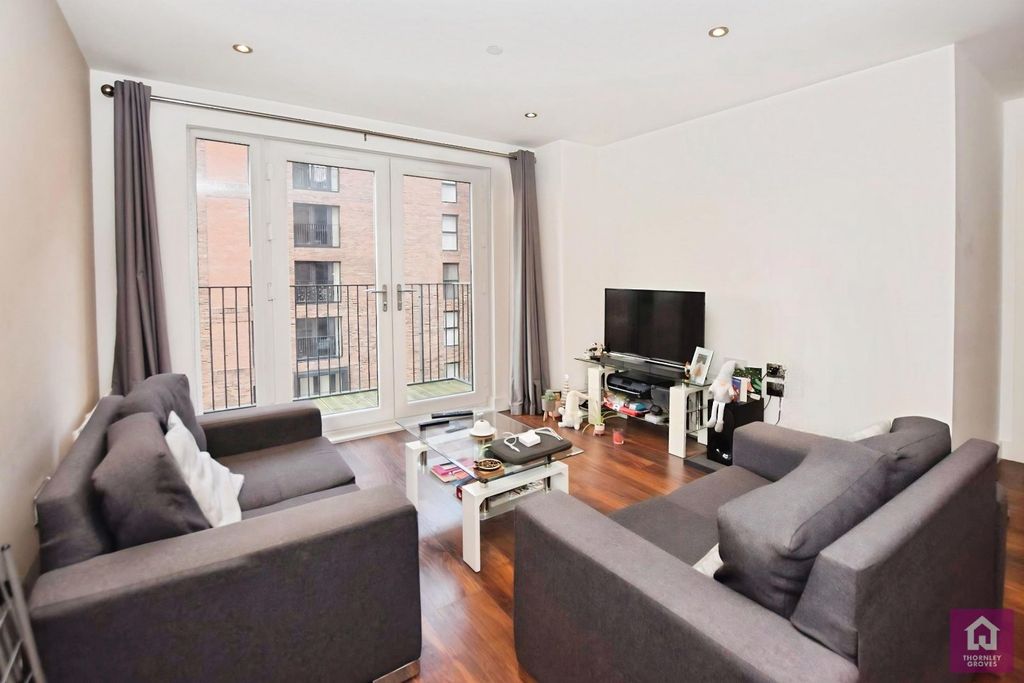 Property photo 3 of 17 Picture No. 39