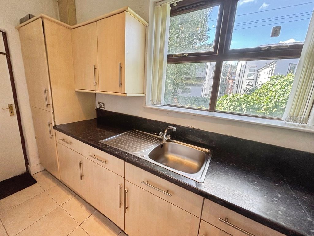 Property photo 3 of 15 Picture No. 24