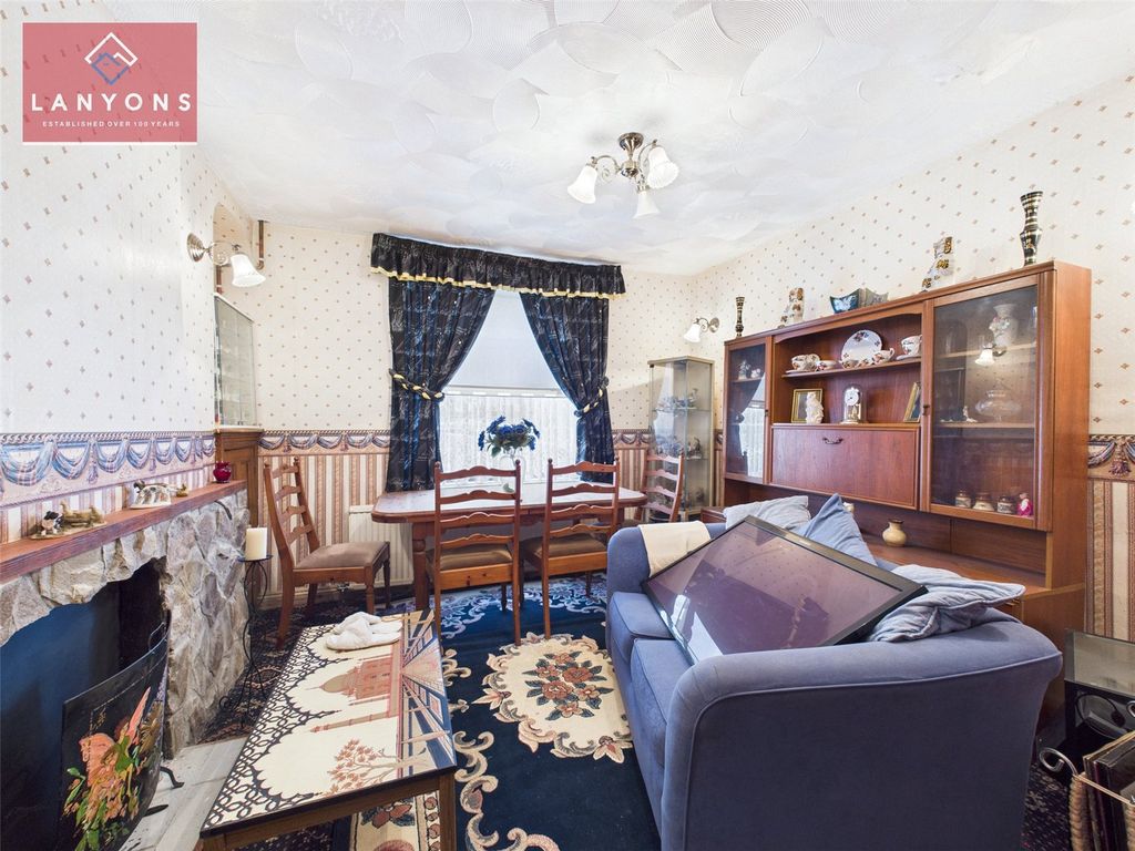 Property photo 2 of 12 Picture No. 02
