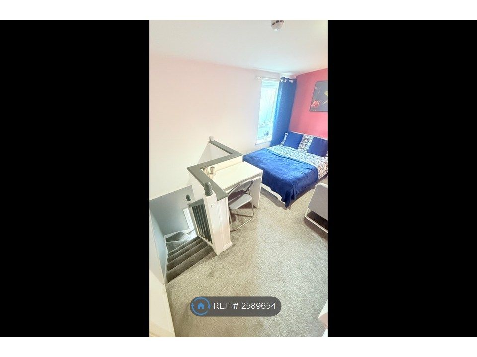 Property photo 3 of 31 Room 6 - Double Ensuite Room For Single Occupancy