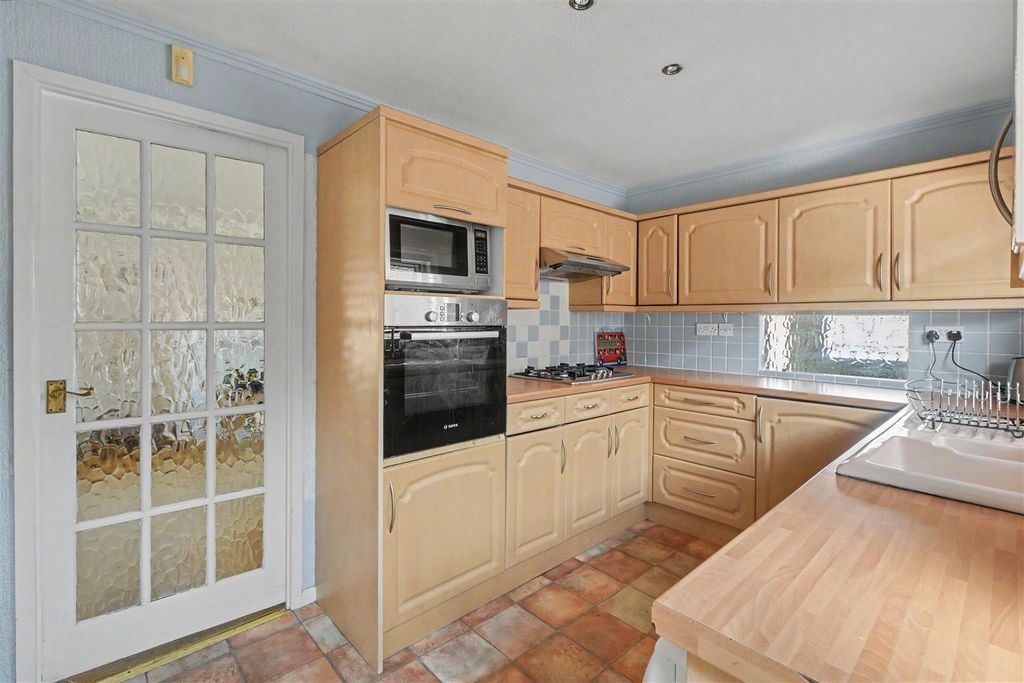 Property photo 3 of 23 Kitchen_3.Jpeg