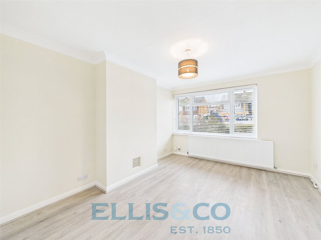 Property photo 3 of 13 Picture No. 24