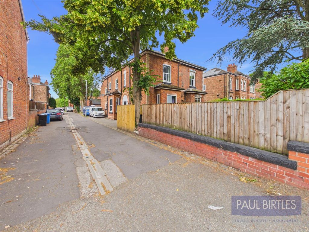 Property photo 1 of 11 Cam01301G0-Pr0774-Still017.Jpg