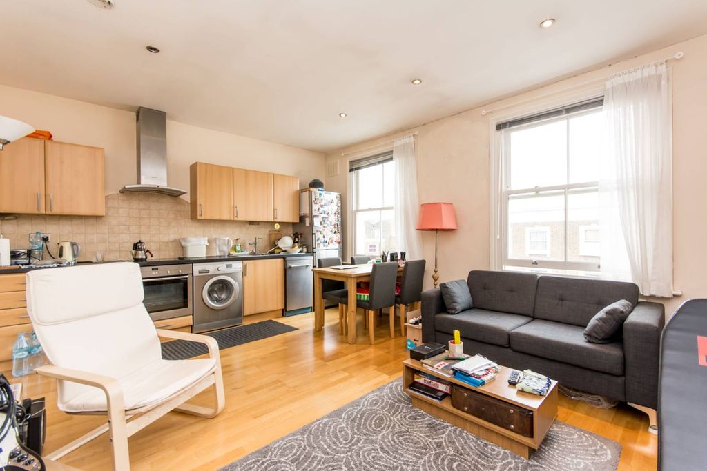 Property photo 1 of 5