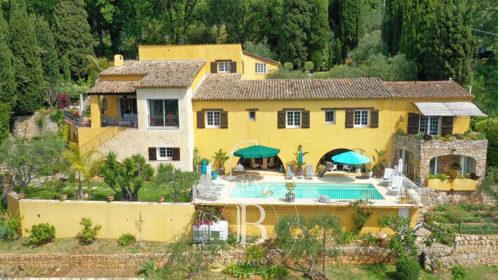 Property photo 1 of 31