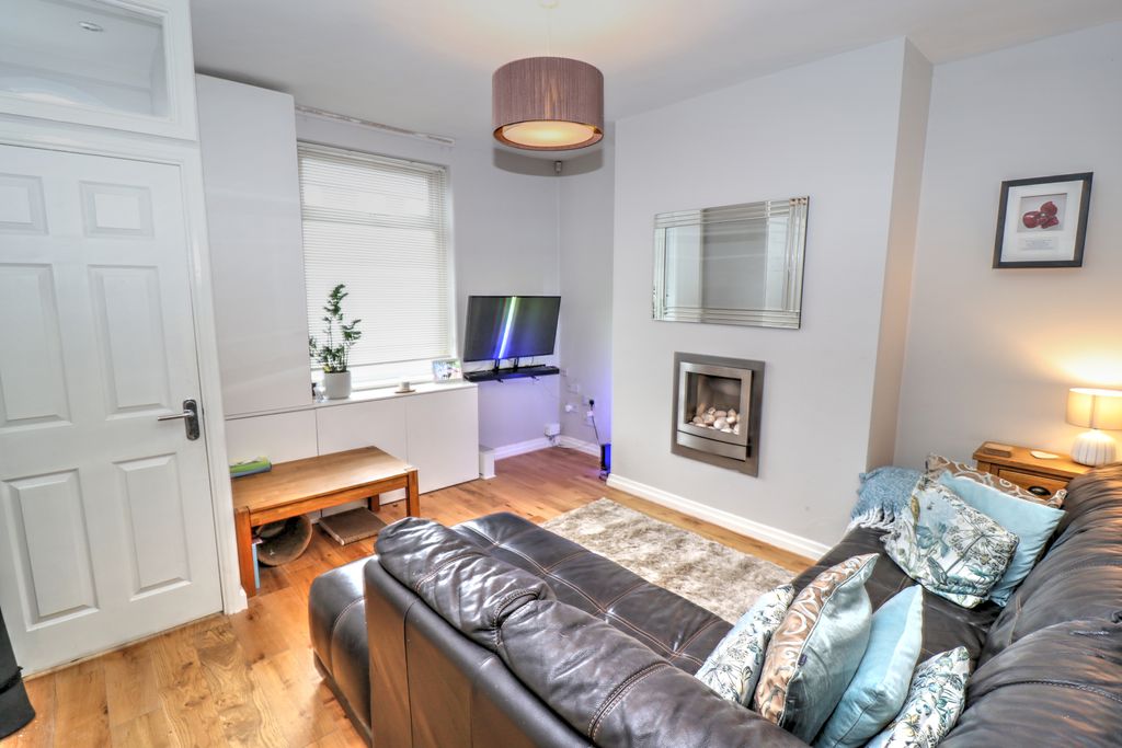 Property photo 2 of 14 Img_7869