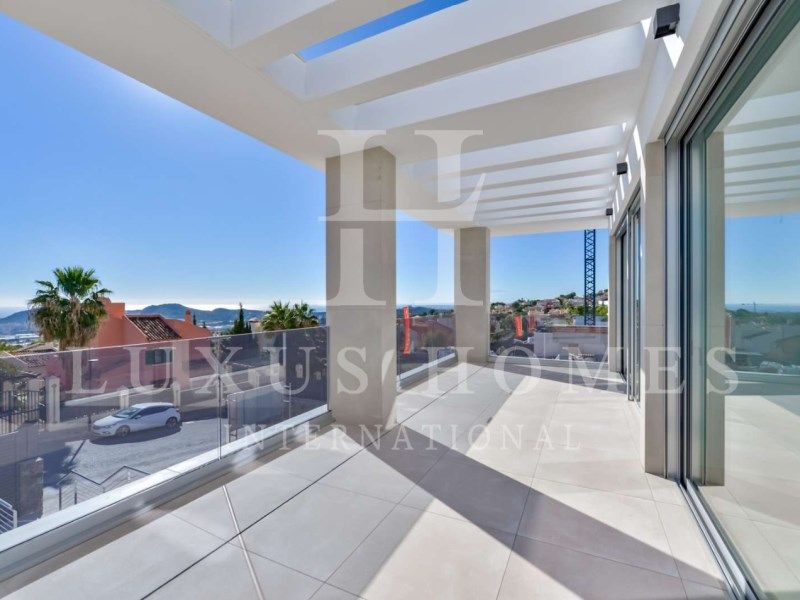 Property photo 3 of 22