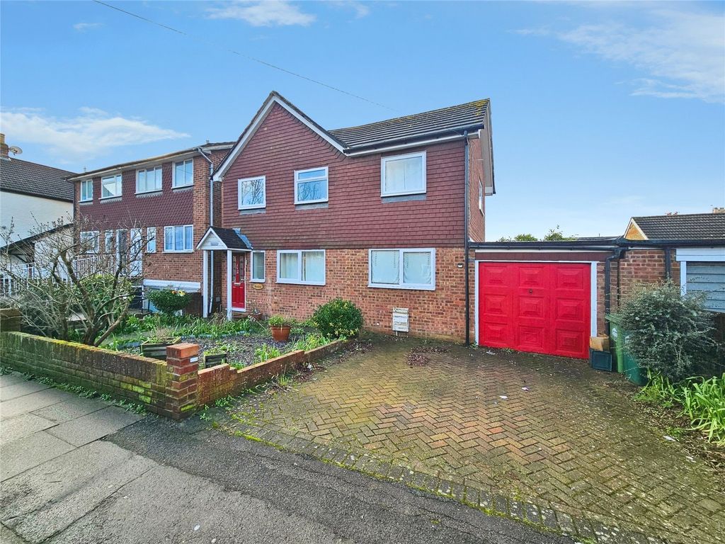 Property photo 1 of 18 Exterior