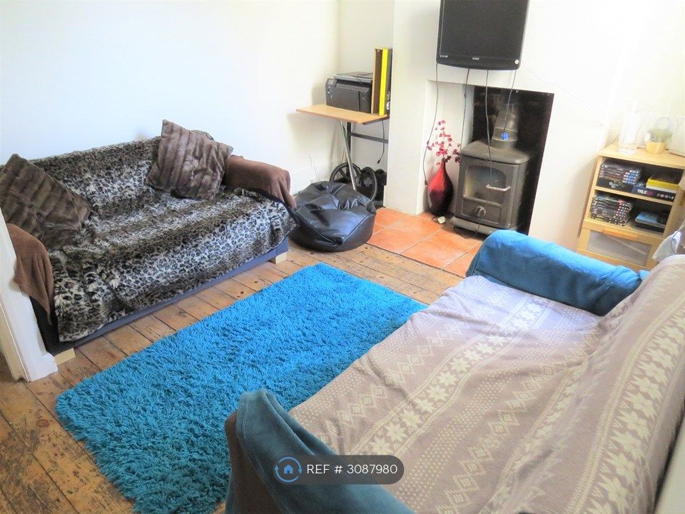 Property photo 3 of 14