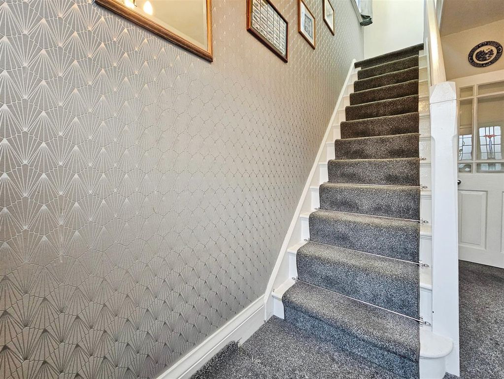 Property photo 3 of 40 8c2E11Df-20251118_143720.Jpg