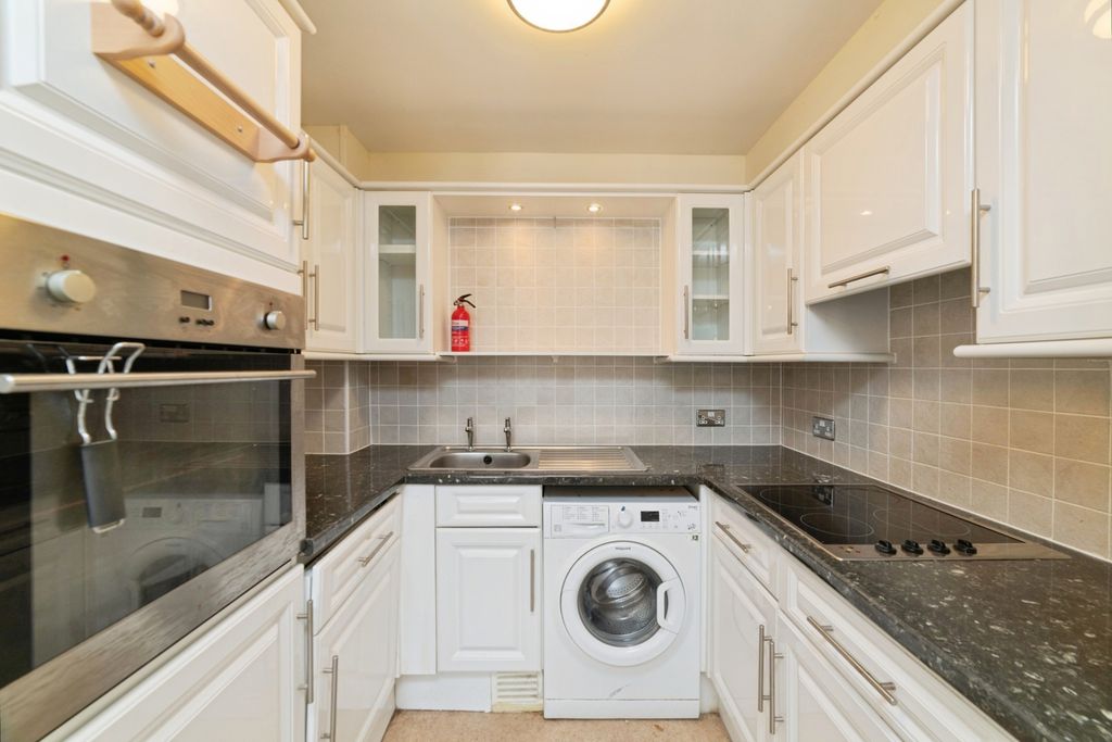 Property photo 2 of 15 Pbox-Img.Jpg