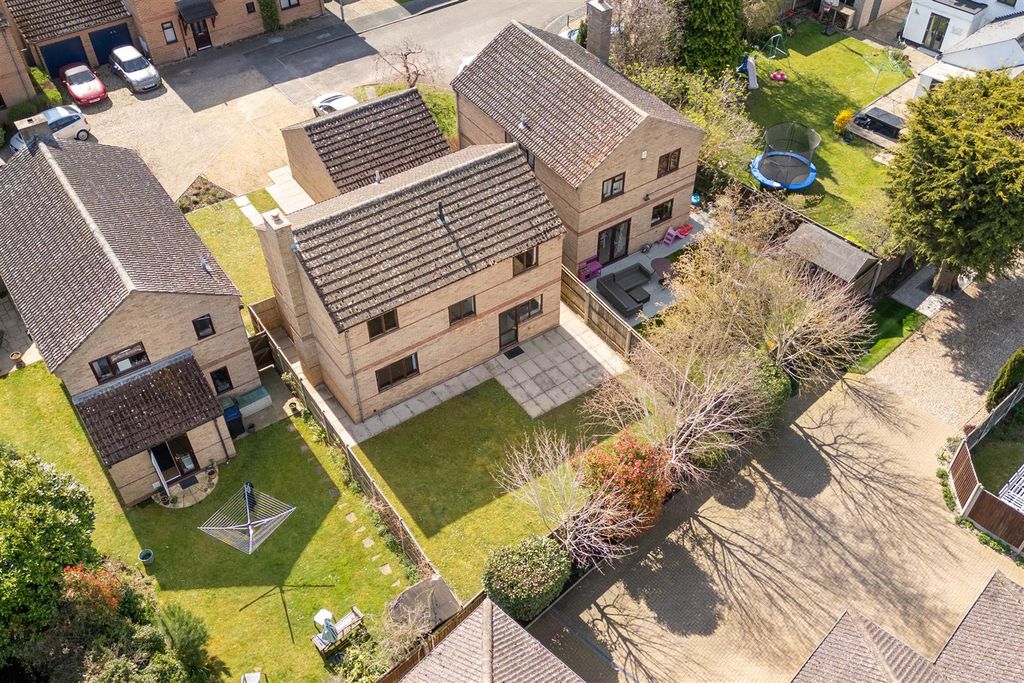 Property photo 1 of 29 3 Hurts Croft, Fordham-0192.Jpg