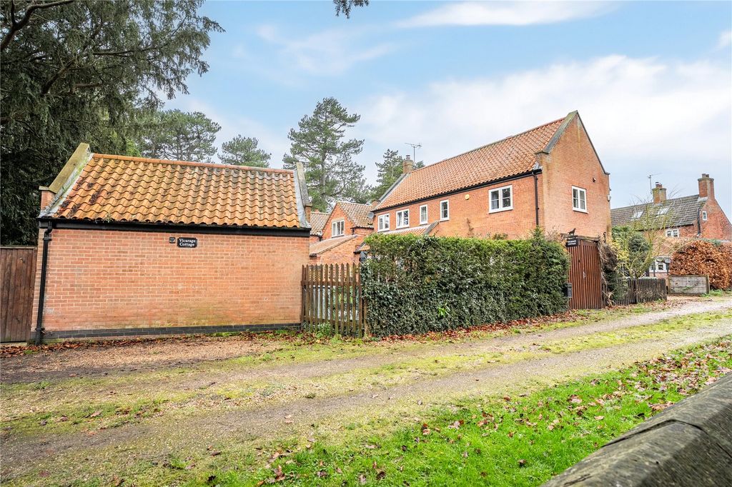 Property photo 1 of 27 Picture No. 32