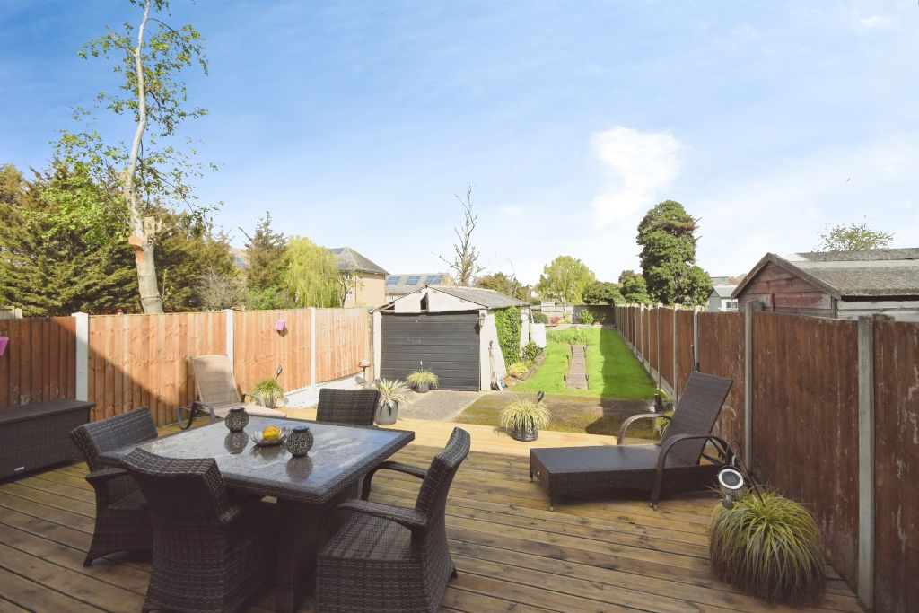 Property photo 2 of 18