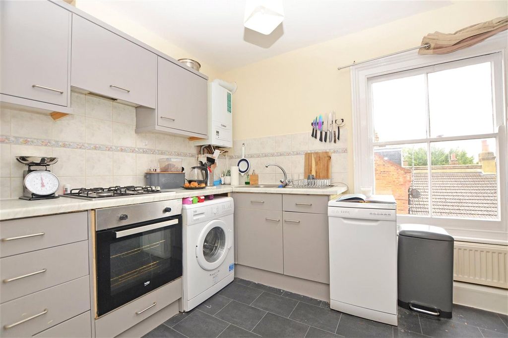 Property photo 3 of 8 Picture No. 08