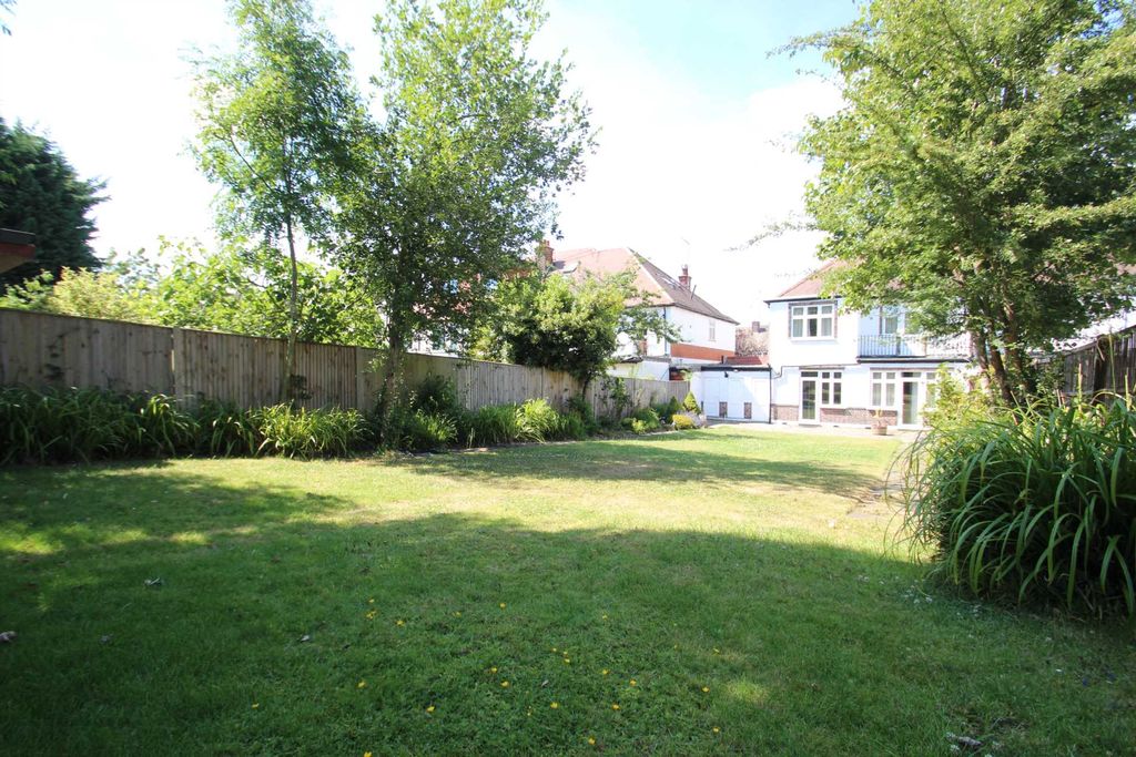 Property photo 3 of 15