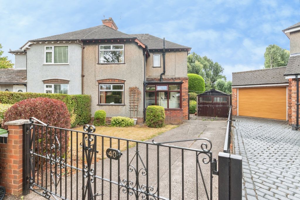 Property photo 1 of 17 Pbox-Img.Jpg