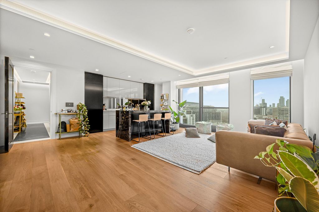 Property photo 3 of 11 Image