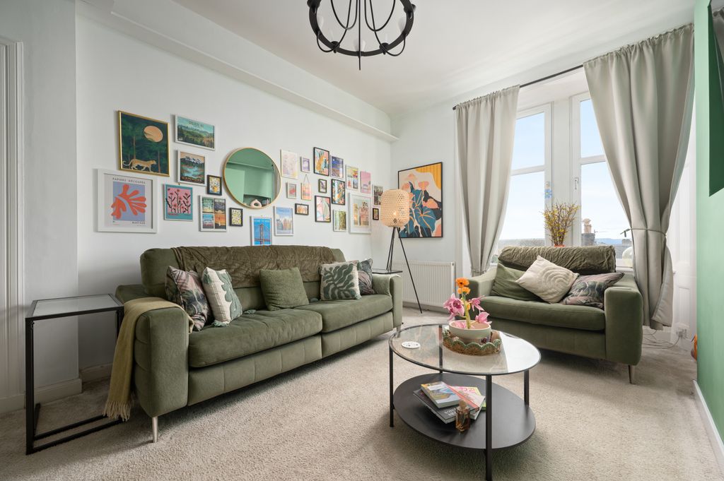 Property photo 2 of 25 Property Image 2