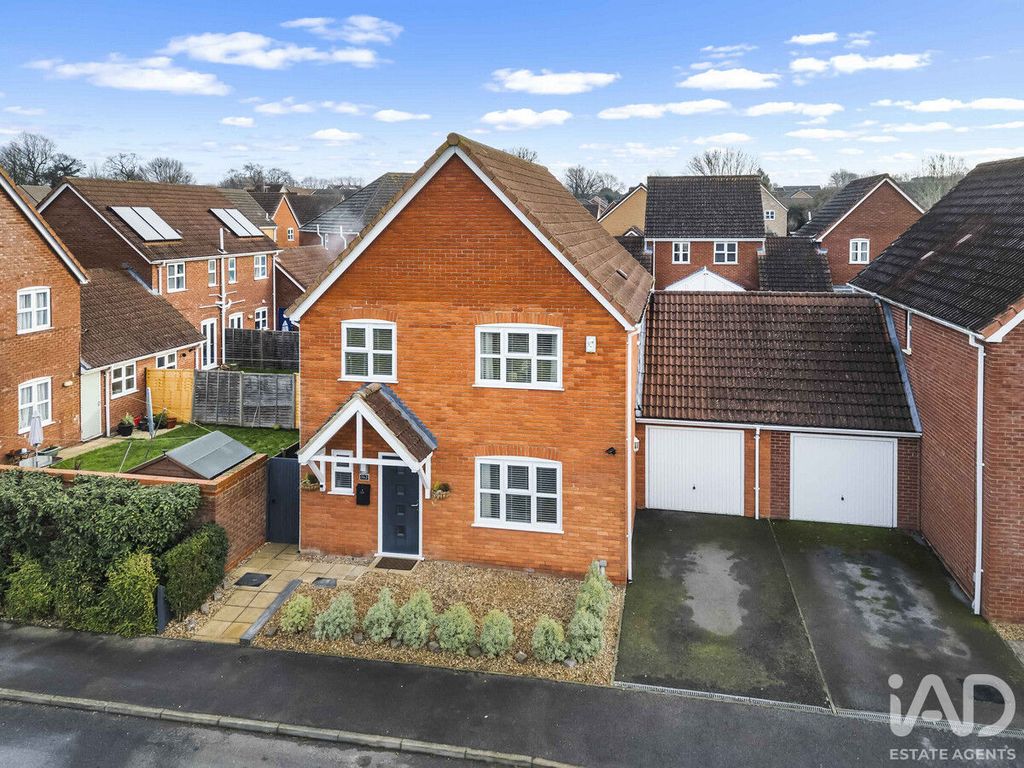 Property photo 1 of 34