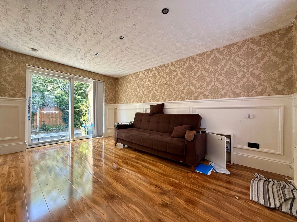Property photo 3 of 10 Picture No. 03
