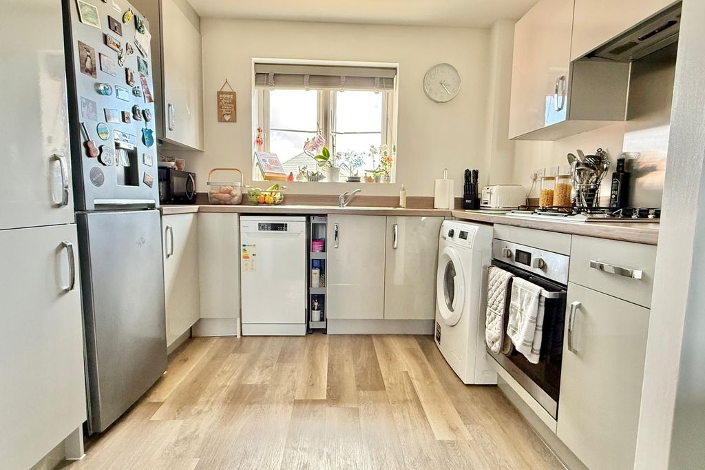 Property photo 3 of 15 Gallery