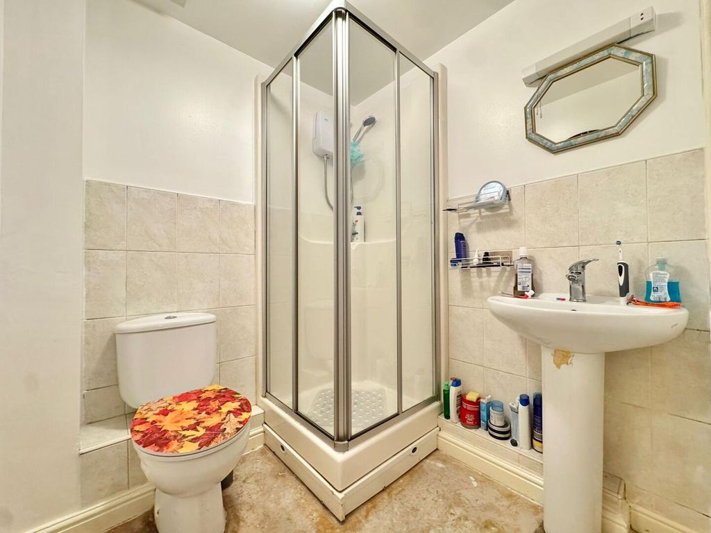 Additional image 8 of 2 bed flat for saleHighbridge Quay, Highbridge TA9