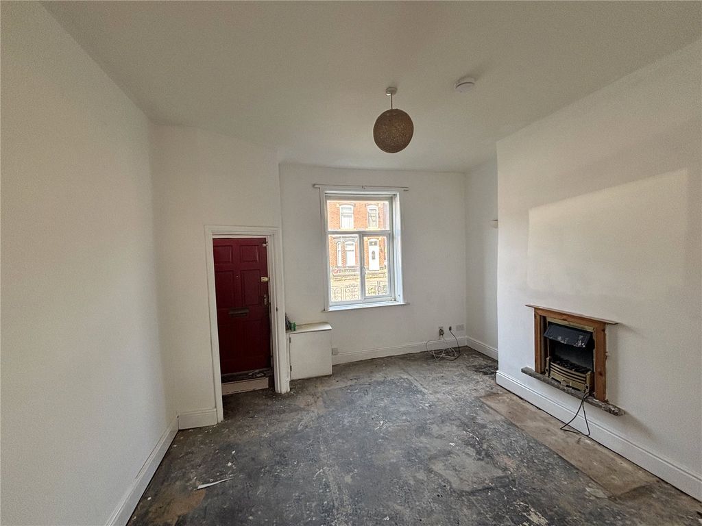 Property photo 3 of 11 Picture No. 13