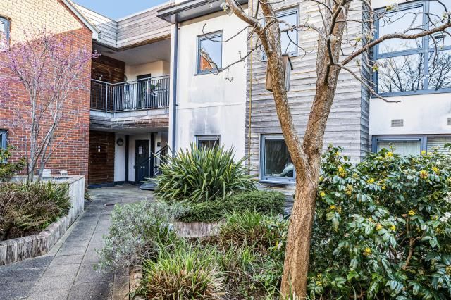 Property photo 1 of 19 External