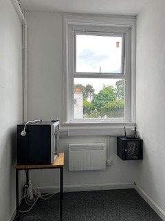 Property photo 3 of 4