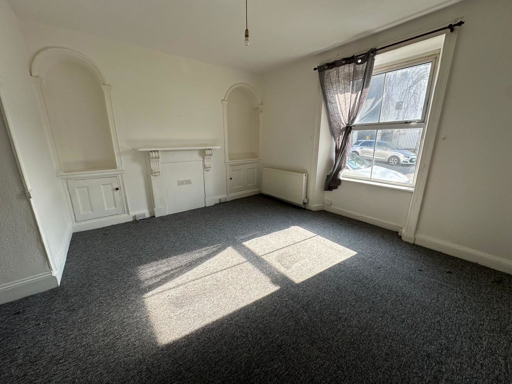 Property photo 2 of 5 Photo 11