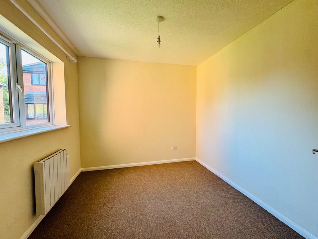 Property photo 3 of 10 Image