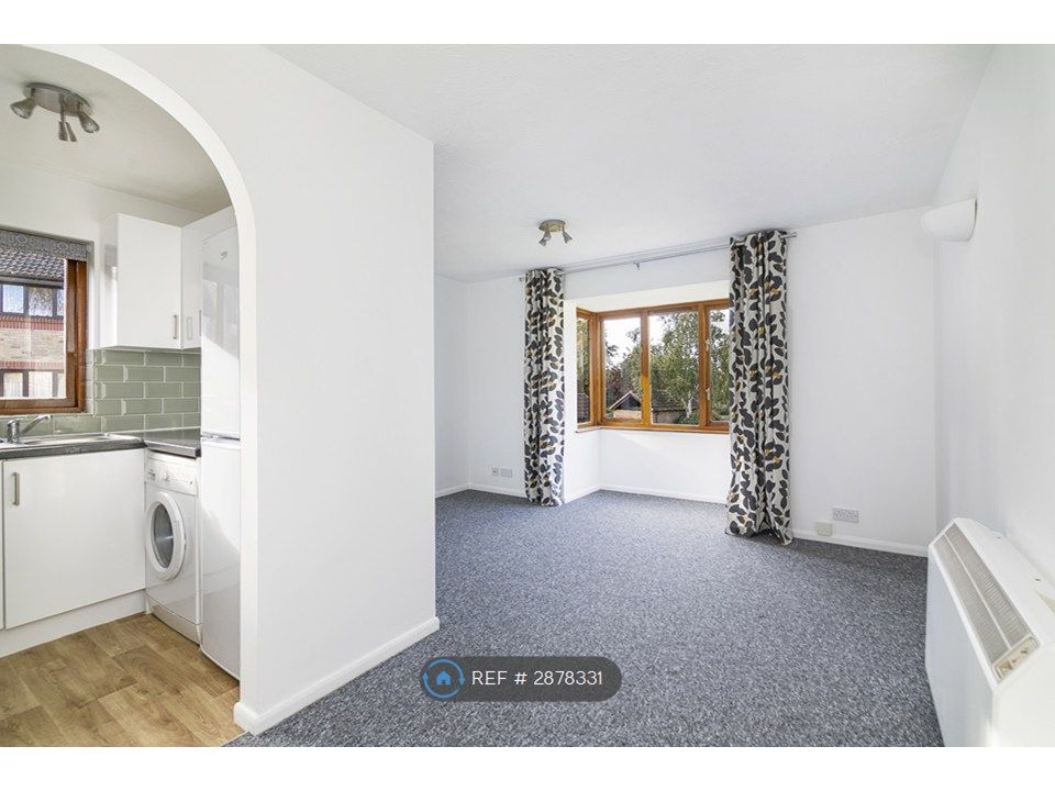 Property photo 3 of 22