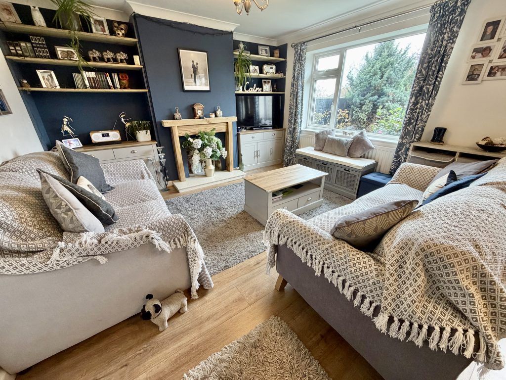 Property photo 3 of 13