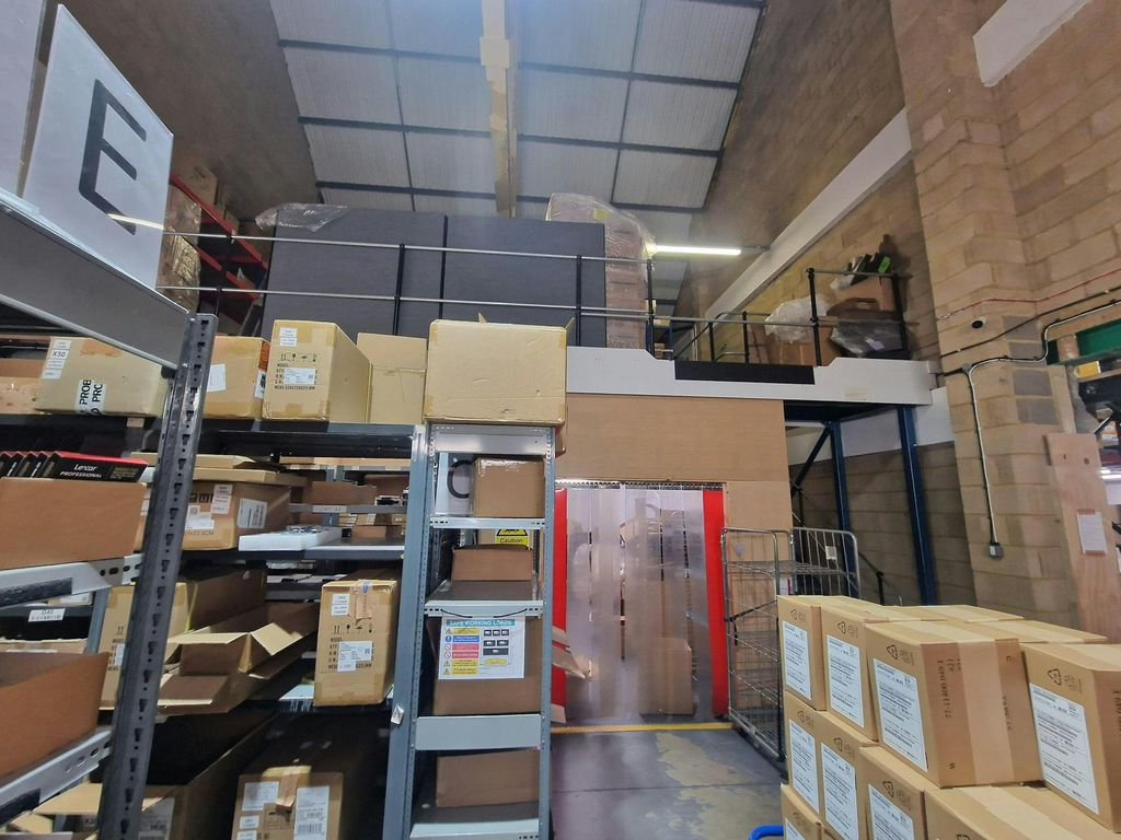 Property photo 3 of 7 20251118_161708 Unit 4.Jpg