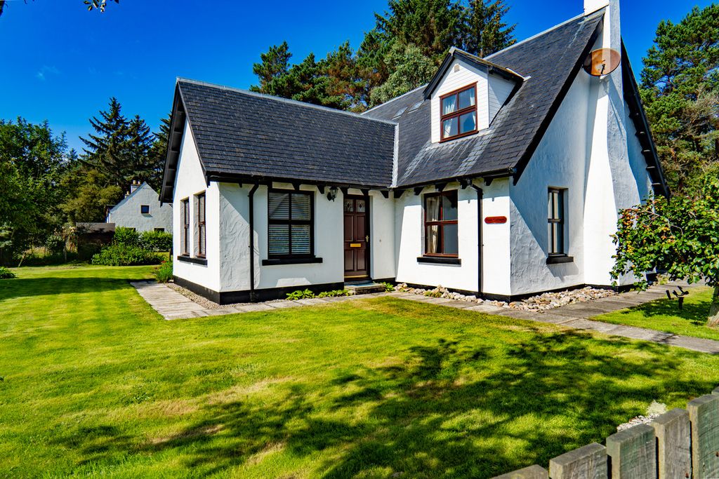 Property photo 1 of 48