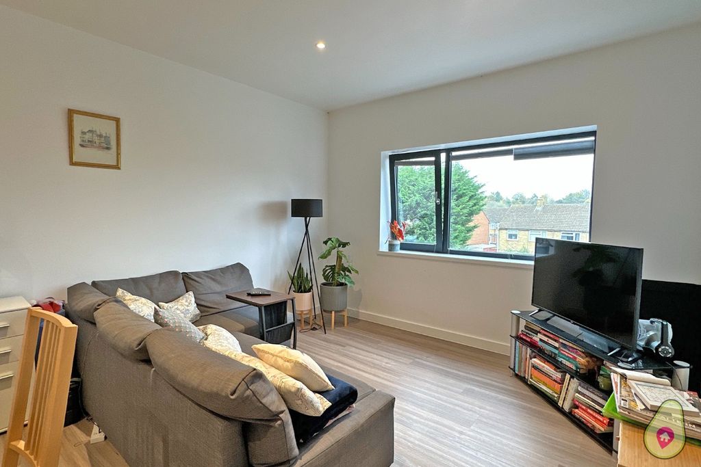 Additional image 11 of 8 bed flat for saleStanimira House, 48 Bucknell Road, Bicester OX26