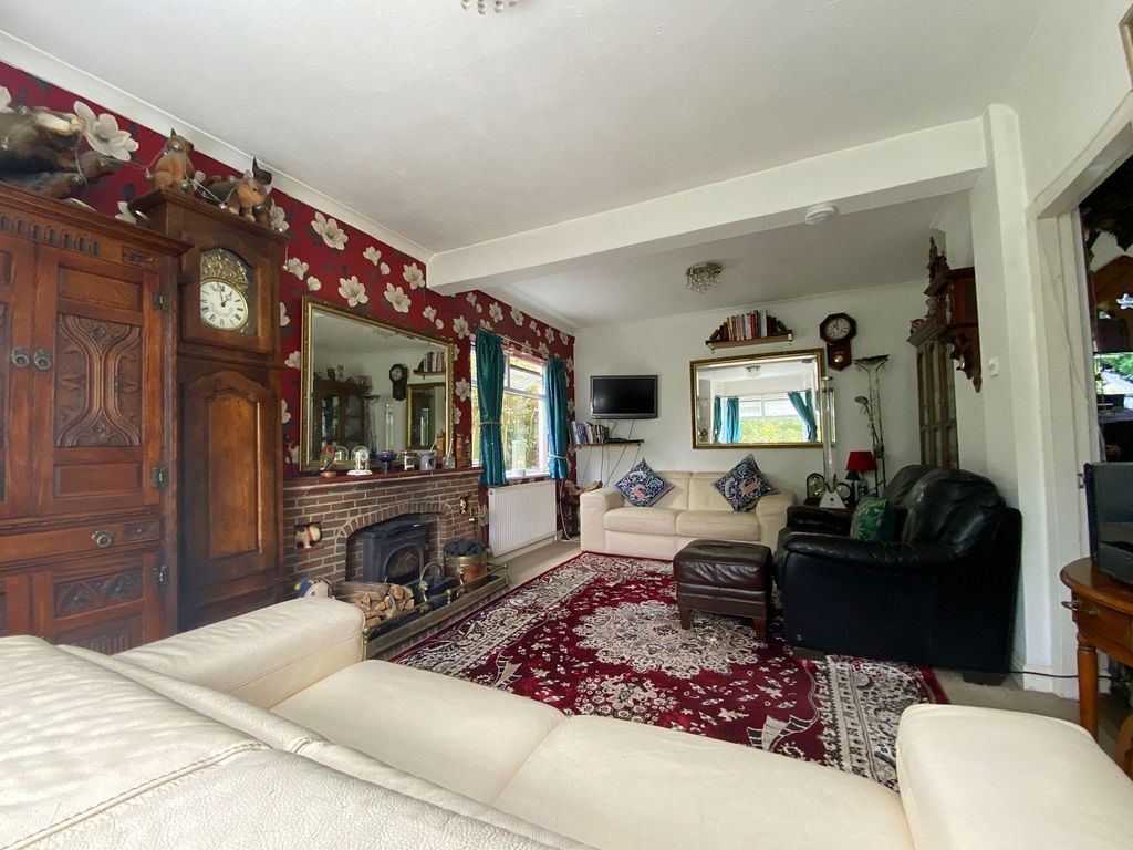 Property photo 3 of 26