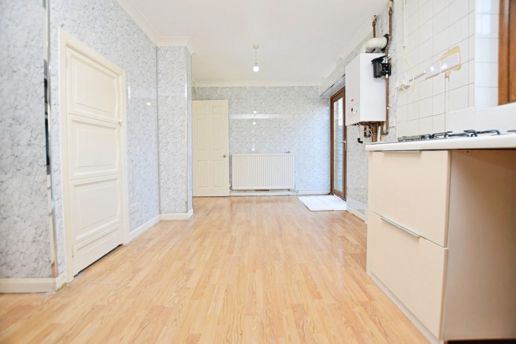 Property photo 2 of 9 2Afe4F31-Dsc_0968.Jpg