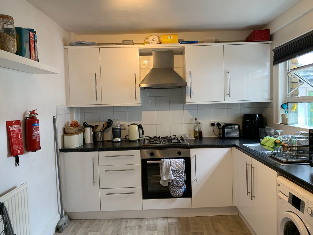 Property photo 2 of 3