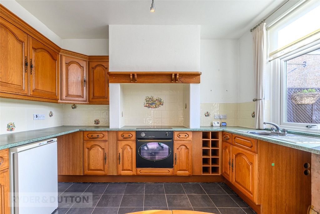 Property photo 3 of 23 Kitchen Diner